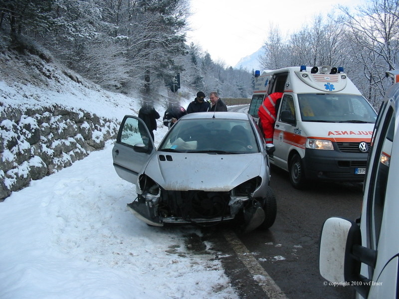Incidente stradale bus 002.jpg